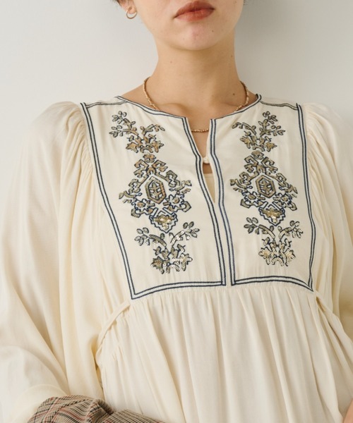 Unitage（ユニテージ） ワンピース スパンコール刺繍ロングスリーブOP