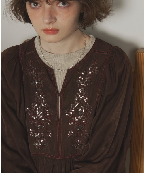 Unitage（ユニテージ） ワンピース スパンコール刺繍ロングスリーブOP