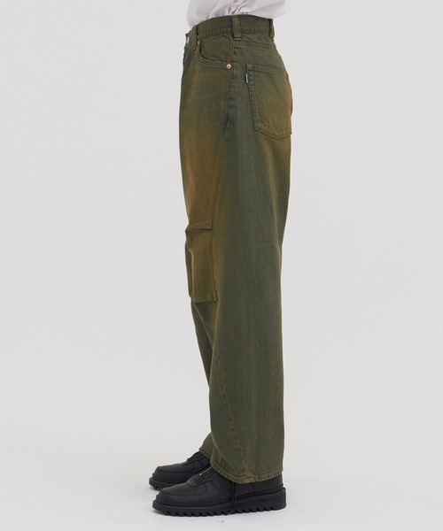 ジーンズ DRAPE OVER DENIM PANTS メンズの画像