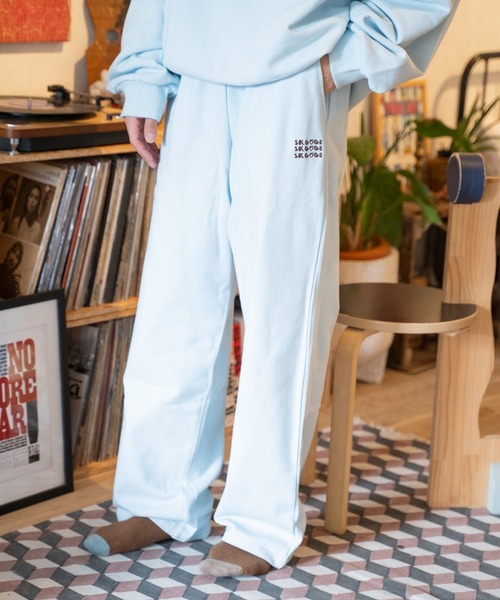 ワイドパンツ スウェットパンツ ジャージ ロゴ刺繍ワイドスウェットパンツ／ストレートシルエット × コットン100％ メンズ レディース | skoool | 02