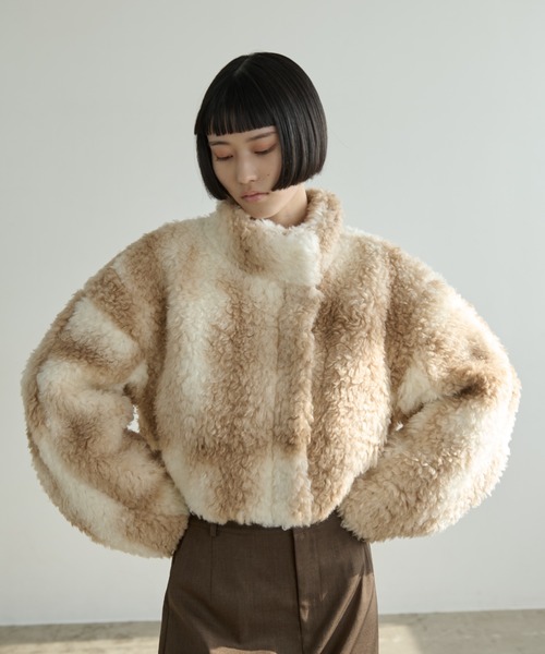 AIC. ブルゾン アウター 2トーンボアスタンドブルゾン レディース