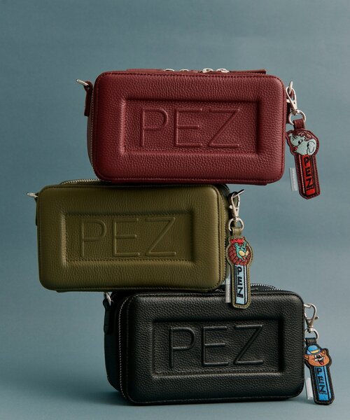 ear PAPILLONNER（イア パピヨネ） 財布 「PEZ(ペッツ)×ear」本革