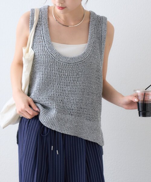 ベスト ジレ 「オールシーズン活躍」深Uスパンコールラメニットベスト レディースの画像
