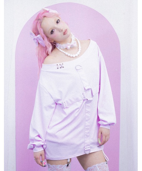 avenchumu フロントクロスロングスリーブtシャツ　ホワイト AVENCHUMU tシャツ Front cross long sleeve T-shirt レディース