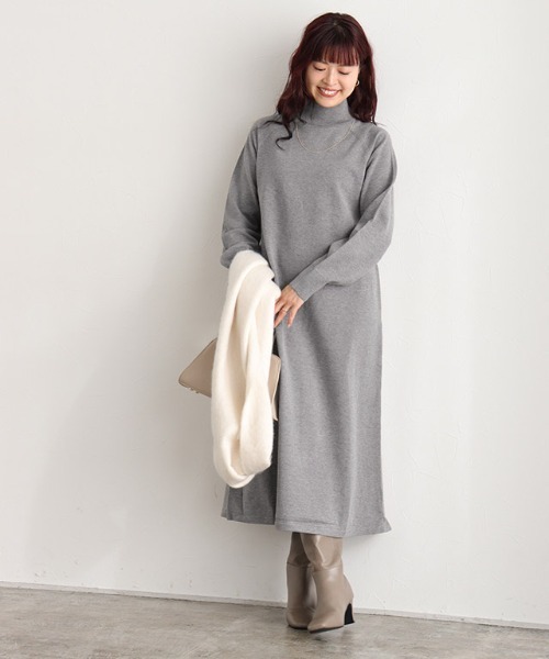 Pierrot（ピエロ） ワンピース ハイネックAラインニットワンピース