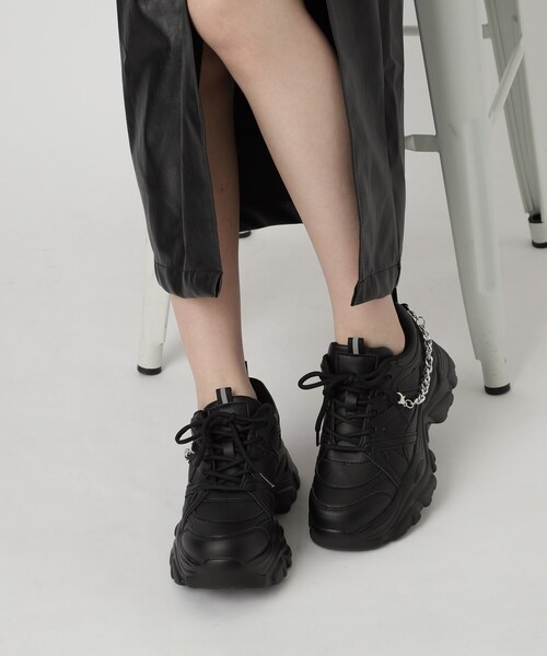 cs T&P（シーエスティーアンドピー） スニーカー 「2WAYチェーン付き