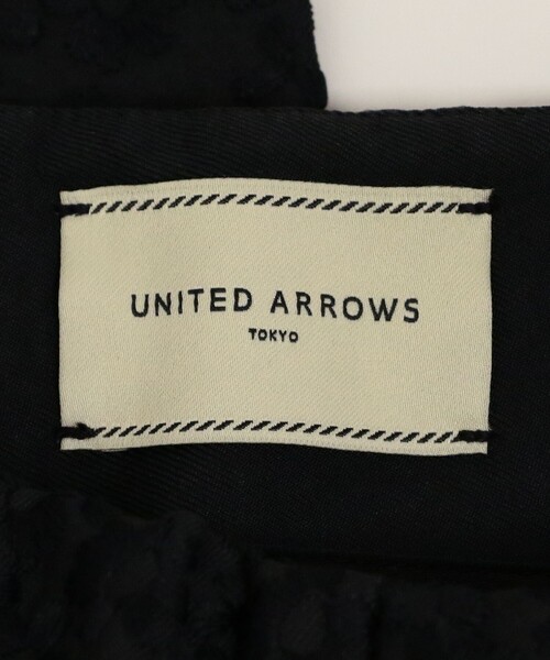 UNITED ARROWS スラックス パンツ シャイニー エンブロイダリー