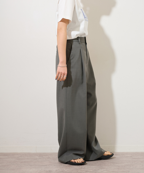 【超美品】JOURNAL STANDARD relume マットタックパンツ 超美品】JOURNAL STANDARD relume マットタックパンツ - メルカリ