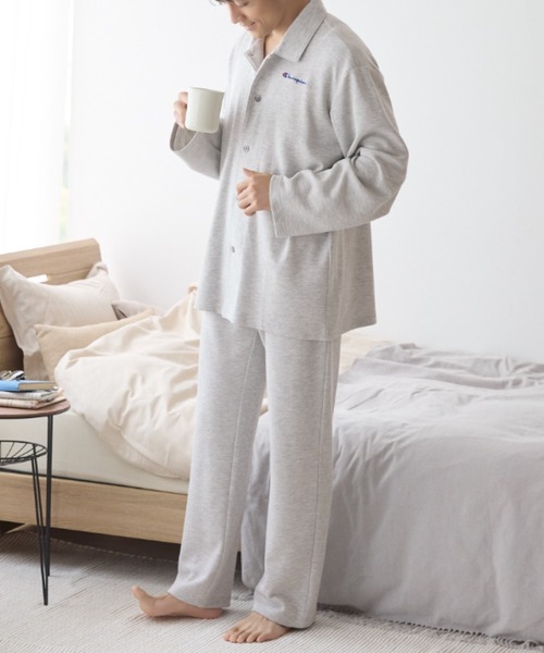 [チャンピオン] ルームウェア 長袖長パンツ ダンボールニット メンズ チャンピオン] ルームウェア 長袖長パンツ ダンボールニット メンズ チャンピオン 綿混 ダンボールニット ルームウェア 長袖長パンツ メンズ 秋冬  カジュアル 暖かい ウエストゴム はきやすい あったか ワンポイント GUNZE グンゼ S～3L OM8503 | グンゼオンライン ...