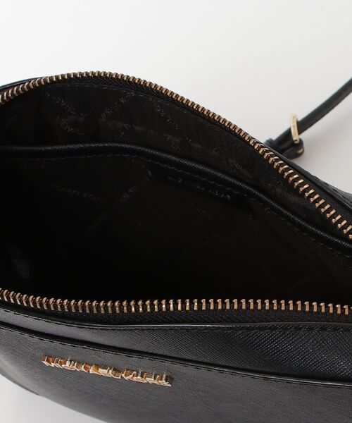 MICHAEL KORS（マイケルコース） ワンポイントショルダーバッグ