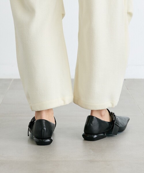 MANA（マナ） パンプス 歩きやすい 「MANA/マナ」Square-toe Buckle