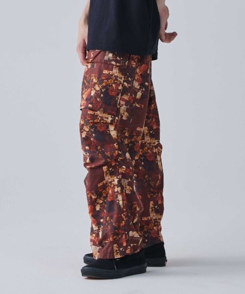 Iroquois パンツ Iroquois パンツ INDUSTRIAL FLOWER FLIGHT PT メンズ