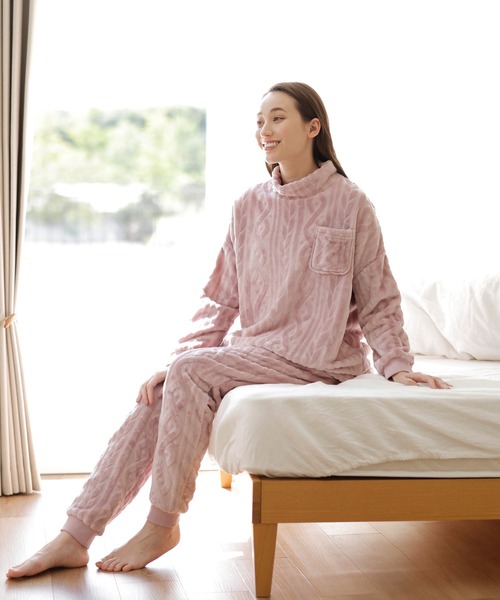 LAVIENNE（ラヴィエンヌ） パジャマ ルームウェア 「なめらか肌触り 温