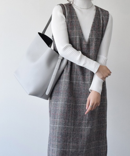 ショルダーバッグ バッグ 「RIPANI」レザーショルダーバッグ(Q46356) レディースの画像