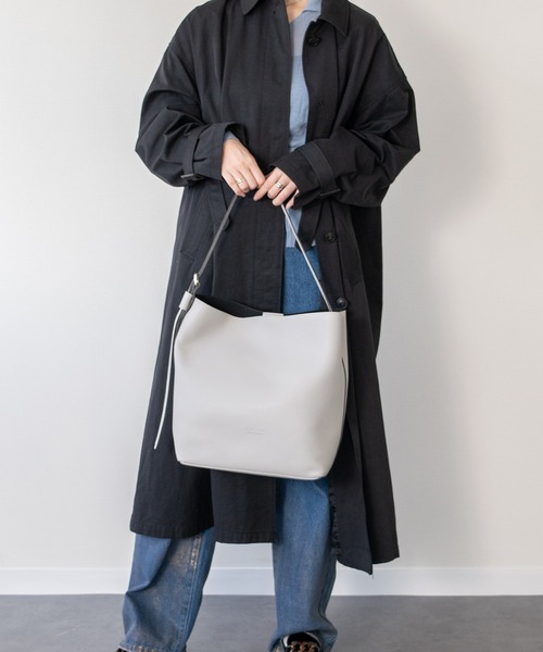 ショルダーバッグ バッグ 「RIPANI」レザーショルダーバッグ(Q46356) レディースの画像