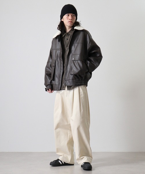SUGGESTION ブルゾン アウター Fake leather blouson with boa collar
