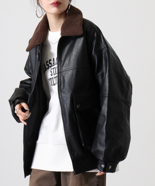 SUGGESTION ブルゾン アウター Fake leather blouson with boa collar