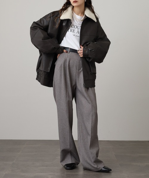 SUGGESTION ブルゾン アウター Fake leather blouson with boa collar