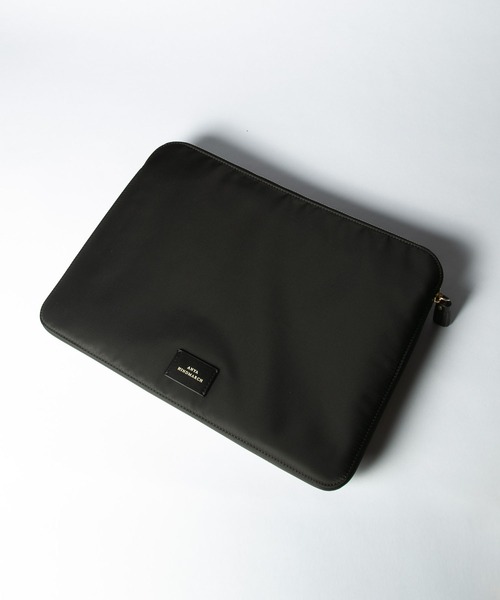 PCケース ブラック アニヤハインドマーチ テクノロジー・ケース | Anya Hindmarch JP