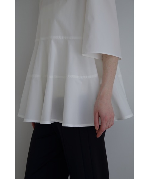 LE PHIL ✴︎SOLTEX フレアブラウス ライトブルー定価28600円美品 LE PHIL ✴︎SOLTEX フレアブラウス ライトブルー定価28600円美