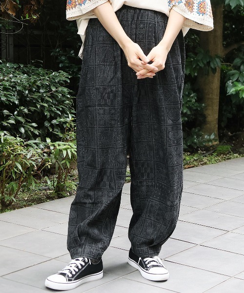 チチカカ（TITICACA） ジーンズ デニム デニムパンツ アディレプリント