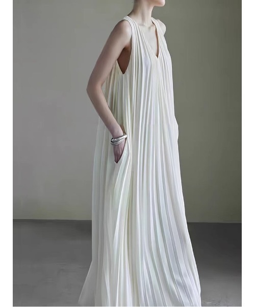 ワンピース プリーツノースリーブロングワンピース