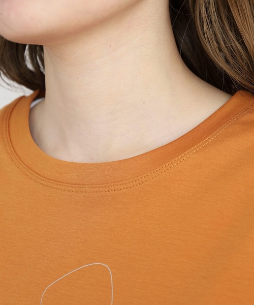 tシャツ 半袖 BRODIAEA フラワー刺繍×プリント半袖Tシャツ レディース