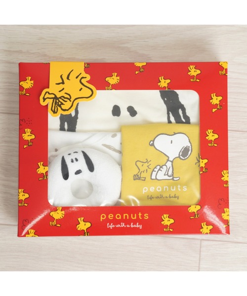 PEANUTS 出産祝い SNOOPY スヌーピー 新生児ギフトボックス 4点セット