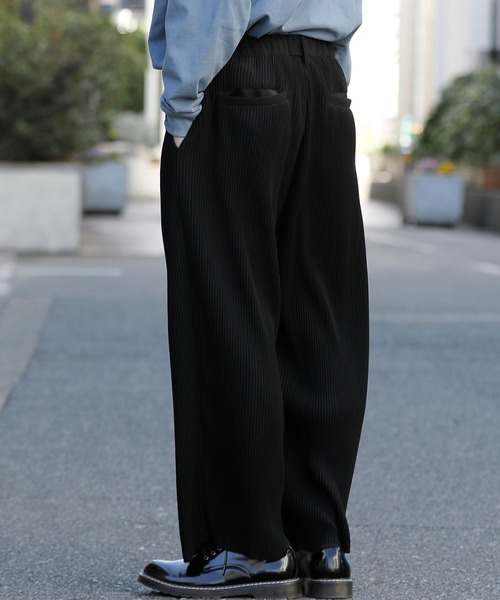 giorgio armani 黒タグ レーヨン バギー ワイドスラックス グレー giorgio armani 黒タグ レーヨン バギー ワイドスラックス グレー