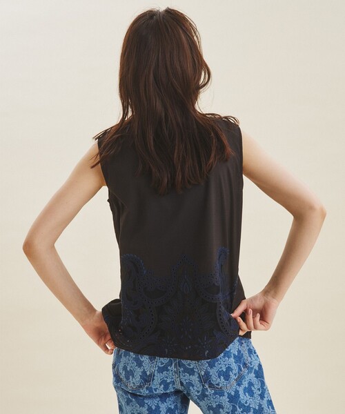 GraceContinental刺繍ノースリーブとグリーンセーターセット GRACE CONTINENTAL ブラウス シャツ エスニック刺繍ノースリーブ