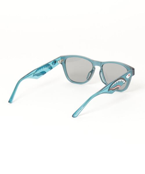 A BATHING APE(アベイシングエイプ) サングラス SHARK SUNGLASSES #2 A BATHING APE(アベイシングエイプ) サングラス SHARK SUNGLASSES #2