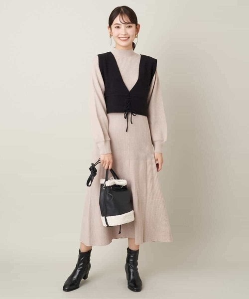「a.v.v」 ニットワンピース 40 ベージュ レディース_画像2