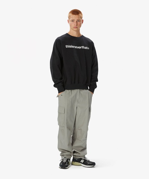 thisisneverthat ネイビー スウェット thisisneverthat（ディスイズネバーザット）の「T-Logo Crewneck