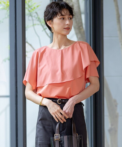 未使用タグ付き　２３区【新作】スムースデザインラッフルカラー カットソー 23区 tシャツ 「汗じみ防止/洗える」スムースデザイン ラッフル