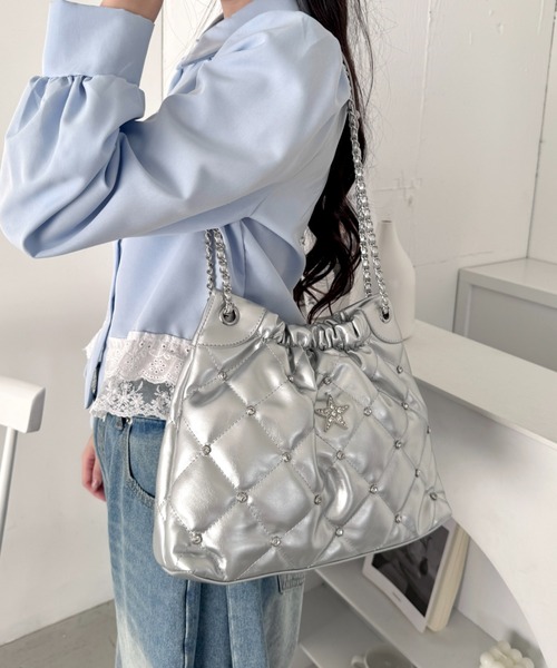 Loueme ショルダーバッグ バッグ スタービジューキルティングチェーン