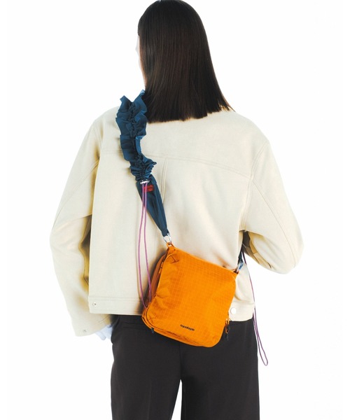 Topologie（トポロジー） Scrunchie Pocket Sling（スクランチー