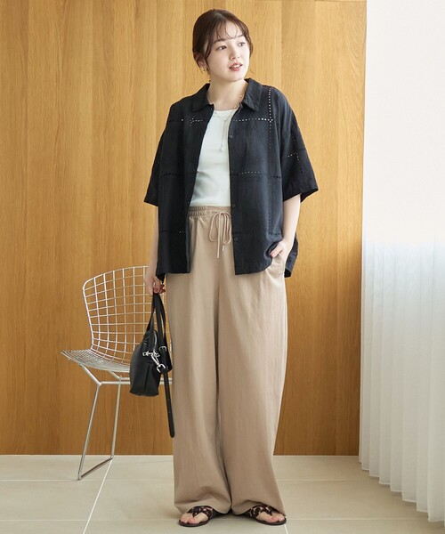 coen（コーエン） ブラウス シャツ パッチワーク風フラワー刺繍半袖