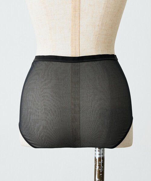 オーバーニース　OVERNEATH OVERNEATH（オーバーニース） ショーツ 「OVERNEATH」BoyShort085
