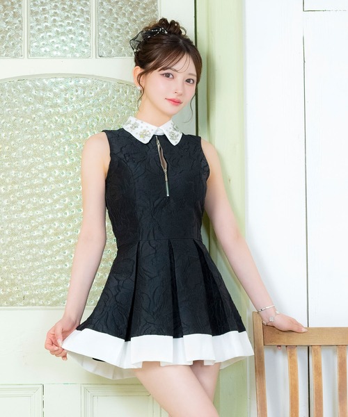 フロントジップ ノースリーブ ミニドレス ブラック×ホワイト Tika（ティカ） ワンピース キャバドレス ミニ フレア ノースリーブ 襟