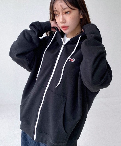 パーカー A'GEM/9 × .kom「muah muah/ムーアムーア」MUAH SIGNATURE WAPPEN HOOD ZIPUP/シグネチャ A'GEM/9 × .kom『muah muah/ムーアムーア』SIGNATURE COMBI HOOD