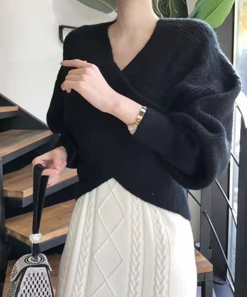 大人気♡♡ゆったり可愛いニットセーター　秋冬コーデ　女子会デートにも最適 セーター レディース 秋冬 ニットトップス ゆったり vネック