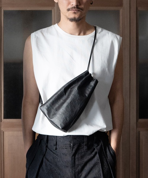 美品 i santi レザー ショルダーバッグ イタリア鞄 レディース メンズ Yahoo!オークション - 老舗イタリア製 i santi レザーショルダーバッグ