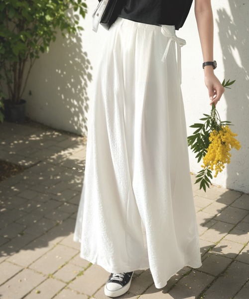 SENSELFリボン　異素材　ホワイトパンツ classicalelf（クラシカルエルフ） パンツ 動くたび軽やか上品
