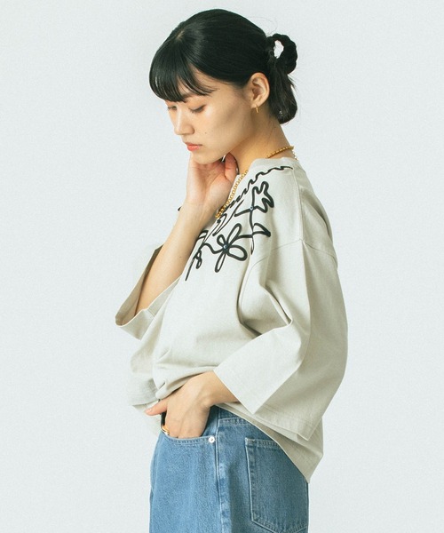 tシャツ (mag.by c)EMBROIDERY H/S TEE レディース ROSE BUD tシャツ (mag.by c)EMBROIDERY H/S TEE レディース