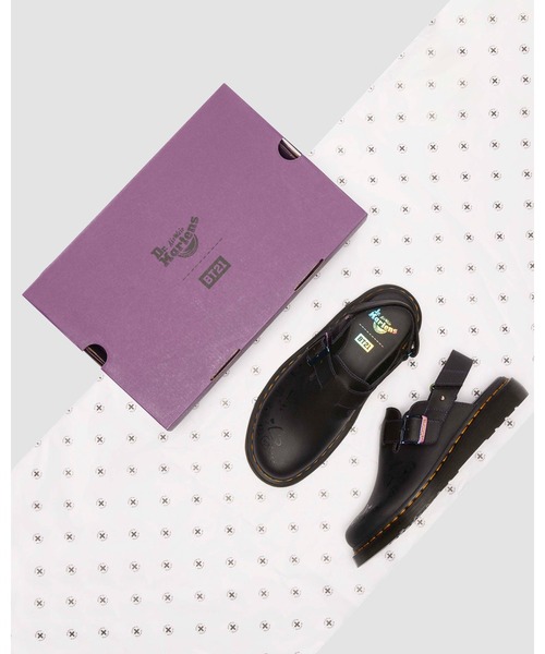 Dr.Martens（ドクターマーチン） サンダル「BT21コラボ」 UK4 ブラック