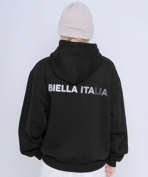 美品　SOULCYCLE X FILA フーディ　スウェット 美品SOULCYCLE X FILA フーディスウェット