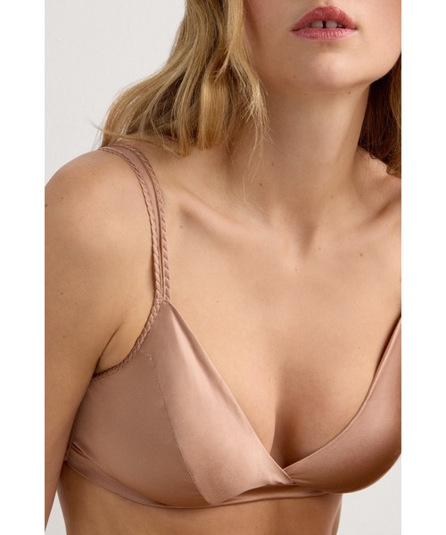 Intimissimi（インティミッシミ） ブラジャー Emma シルク