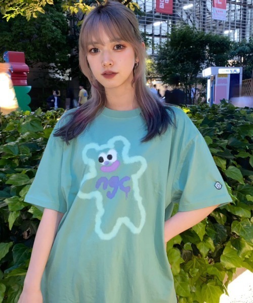 人気☆NICE GHOST CLUB ☆SPRAY PRINT T-SHIRT NICE GHOST CLUB tシャツ A'GEM/9 × .kom「NICE CLUB/ナイス