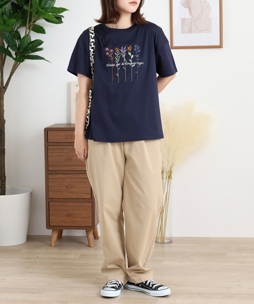 tシャツ BRODIAEA カラフルフラワー刺繍半袖Tシャツ レディース