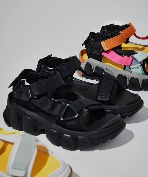 ONITSUKA TIGER YELLOW COLLECTION 「ONITSUKA COLLECTION」 フラット